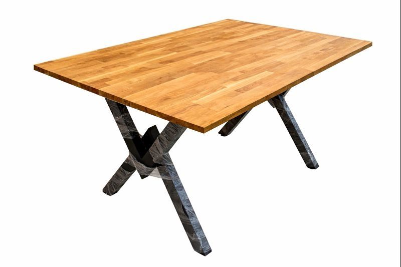 Маси от метал и дърво