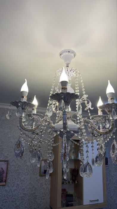 Продам красивые люстры