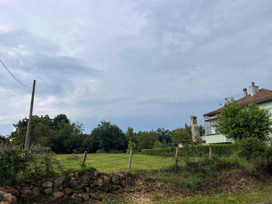 Продава се Парцел в Велико Търново, Център - 1000 кв.м за 12 €/кв.м - Снимка #1