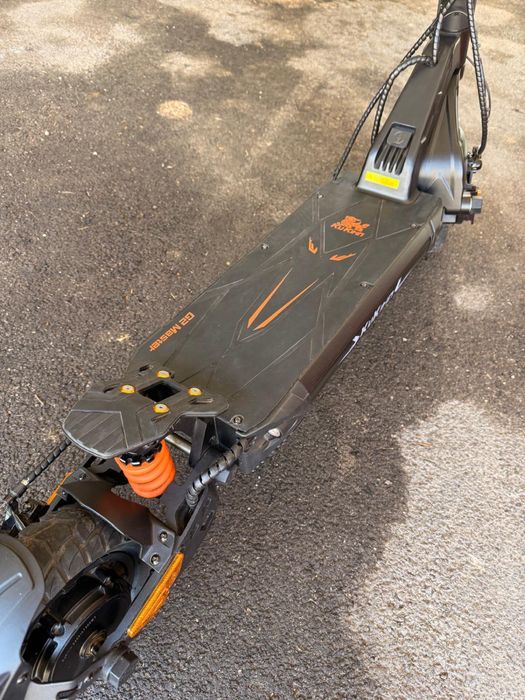 Vand trotineta kukirin g2master in stare buna de functionare