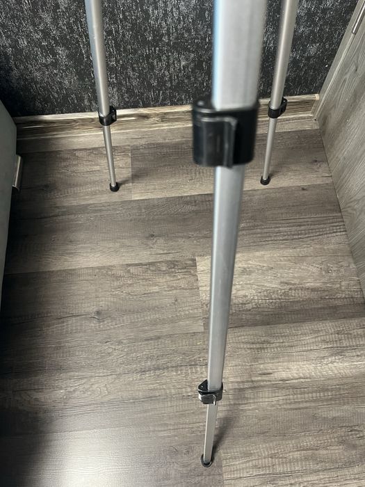 2 Trepiede foto/video din aluminiu – mare reglabil + mini trepied reglabil