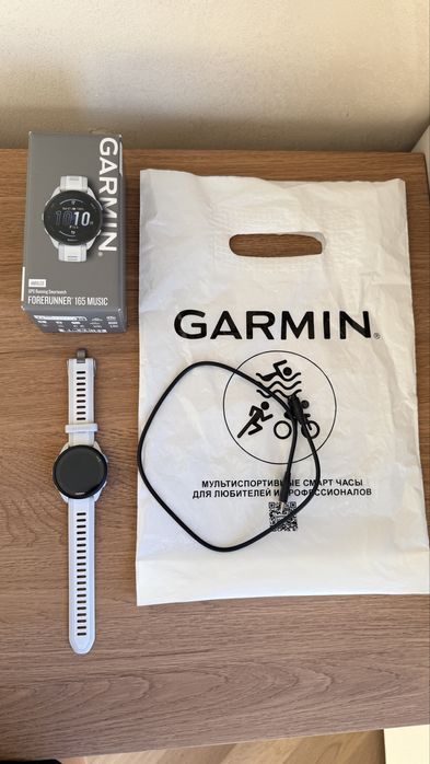 Продам часы garmin