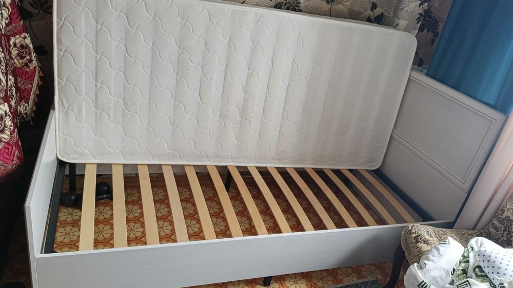 Кровать 90*200 ортопед. Матрас