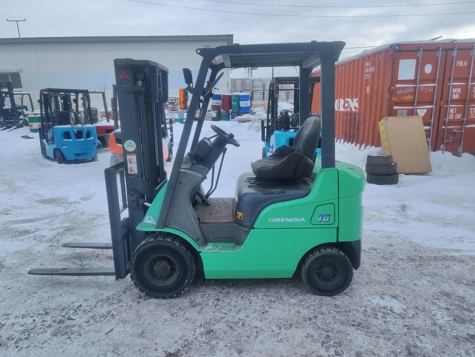 Продам вилочный погрузчик. Кара