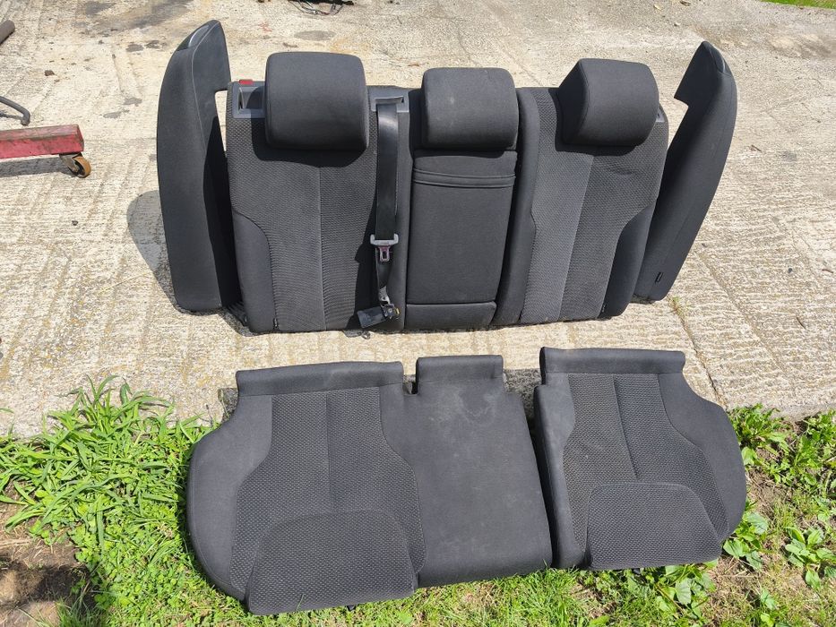 Banchetă spate completă material textil Volkswagen Passat B6 2005-201