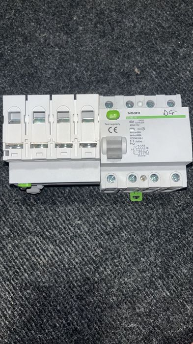 Vând echipamente electrice trifazate NOARK – 4 poli (3F + N)