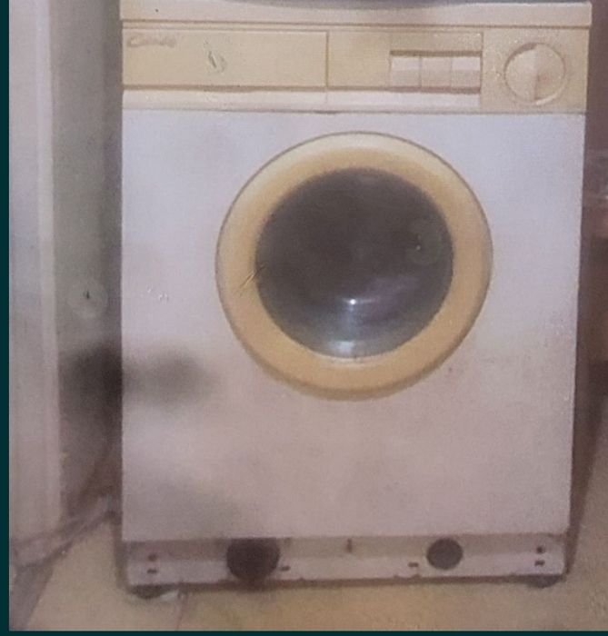 Продам стиральную машинку