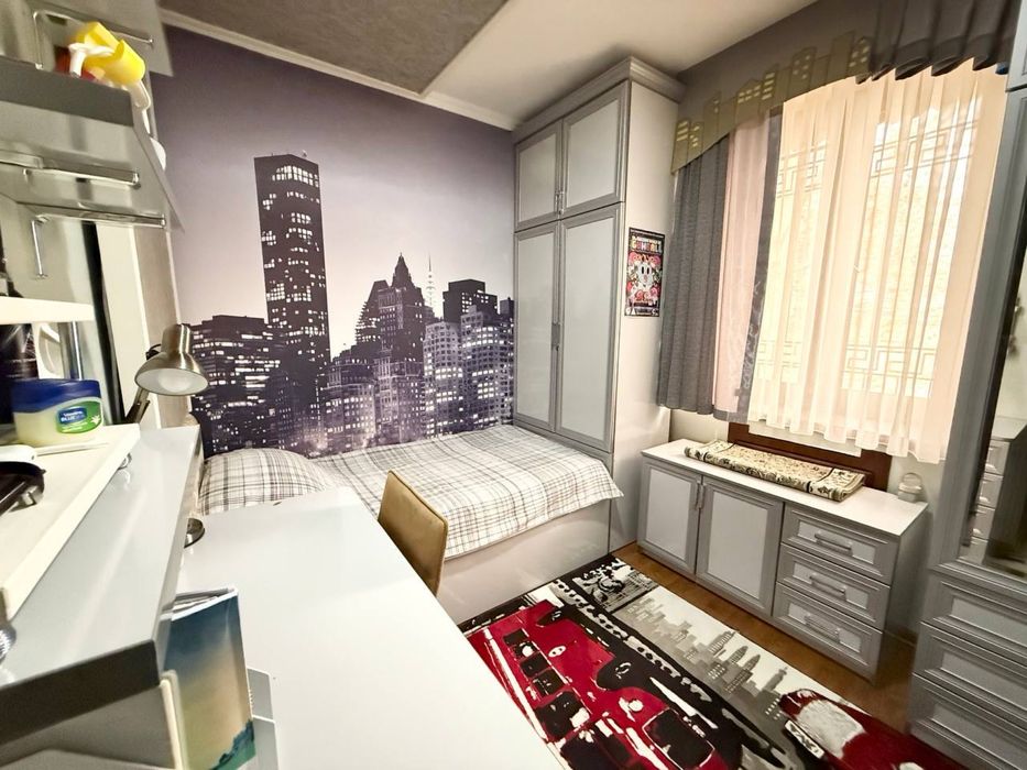 Продается 4 комнатная квартира на Ц-2