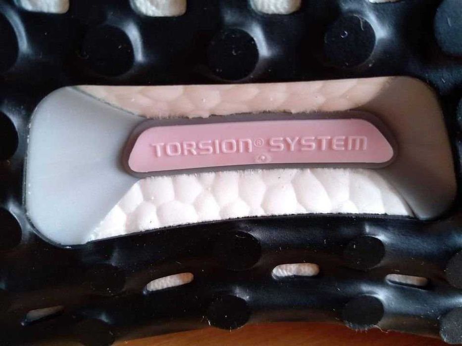 НОВИ дамски Адидас,N-46,голям размер adidas