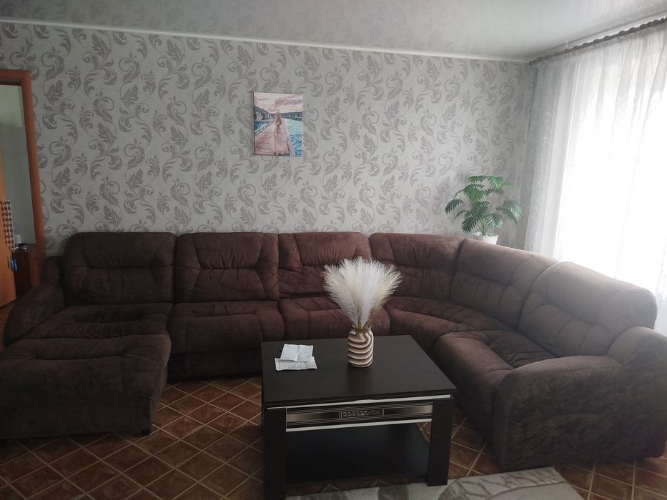 Продам диван,угловой