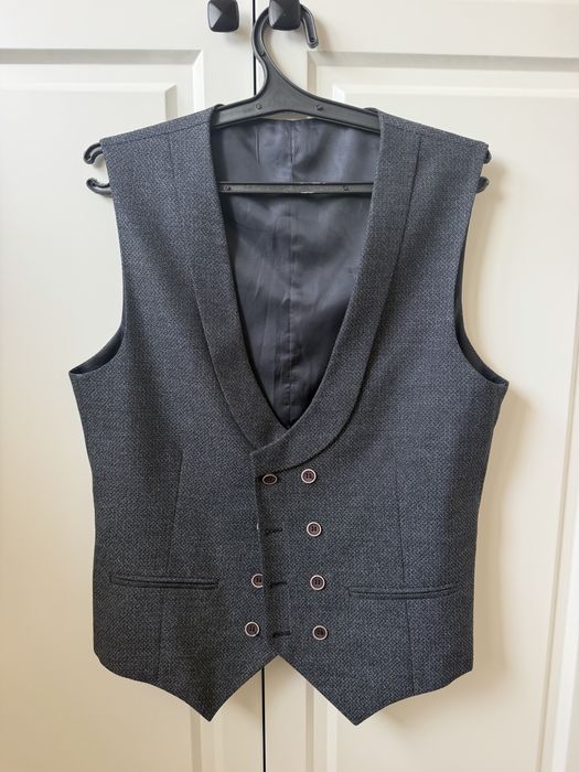 Продам костюм (3-ку)