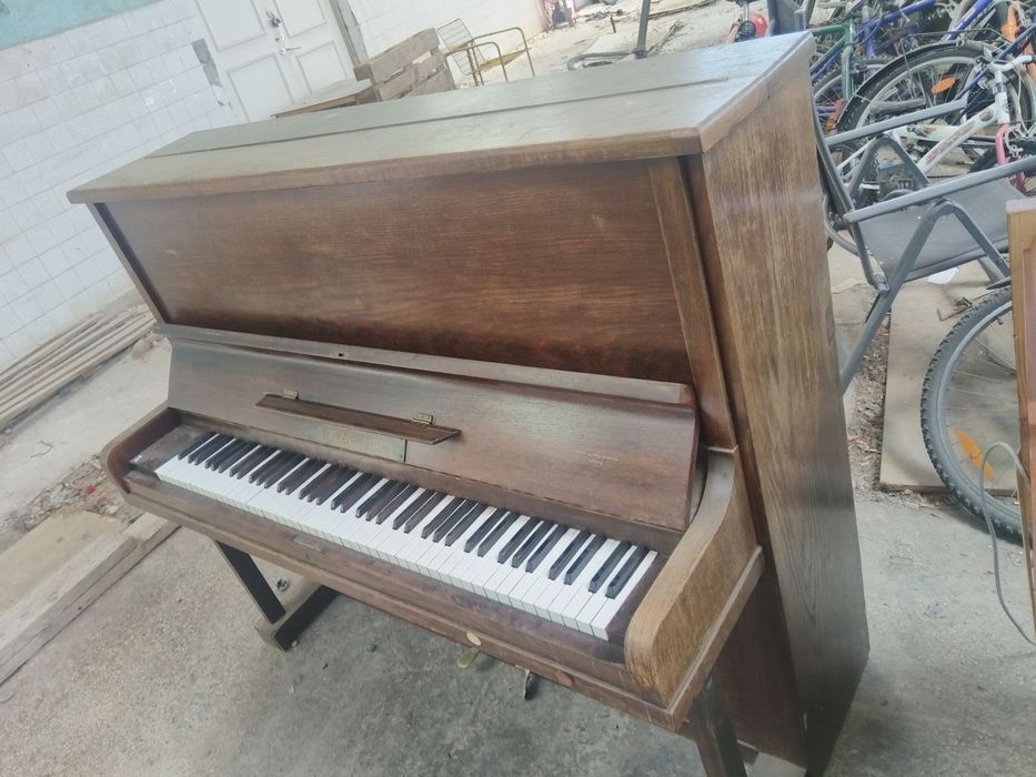 Пиано KONZERT Pianini klavier niederlagee