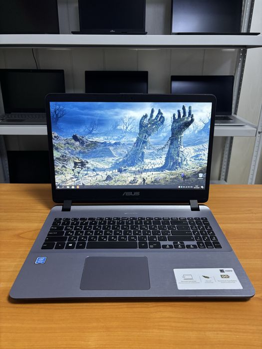 Ноутбук ASUS X507M