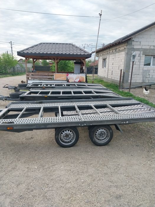 Inchiriez platforme 200