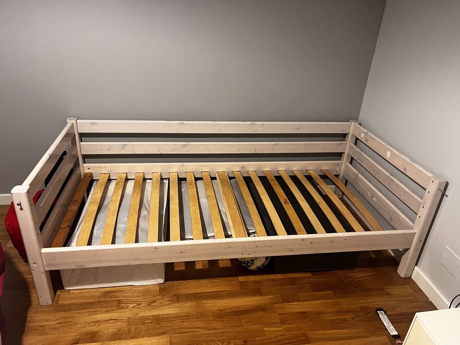 Pat FLEXA alb din lemn , 90x200 cm