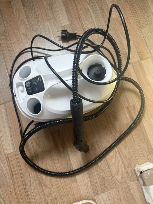 Karcher Puzzi 8/1 + Karcher SC3