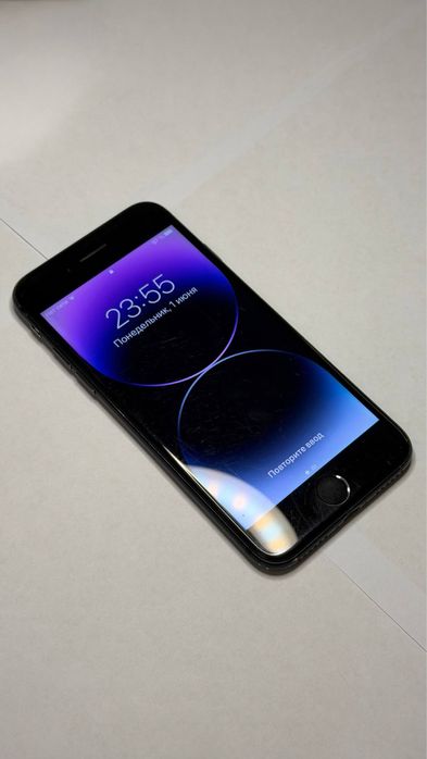 iPhone 7, с коробкой