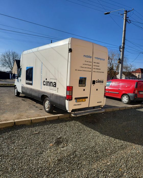 Peugeot Boxer –ideal pentru fast-food / food truck