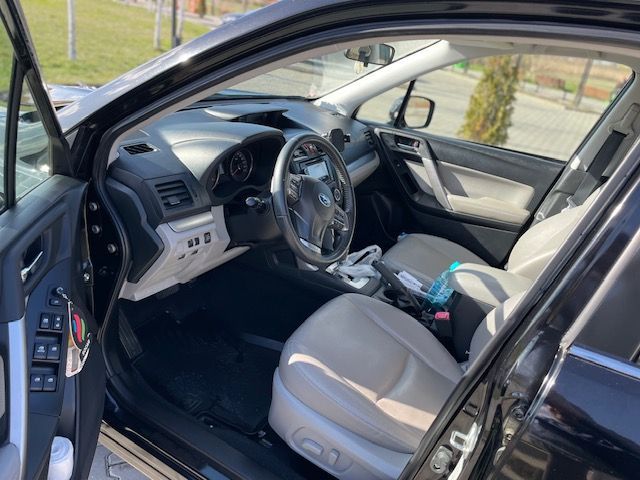 Subaru Forester Primul proprietar, stare bună, varianta full ptr. anul 2014