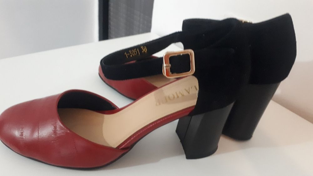 Продается туфли.