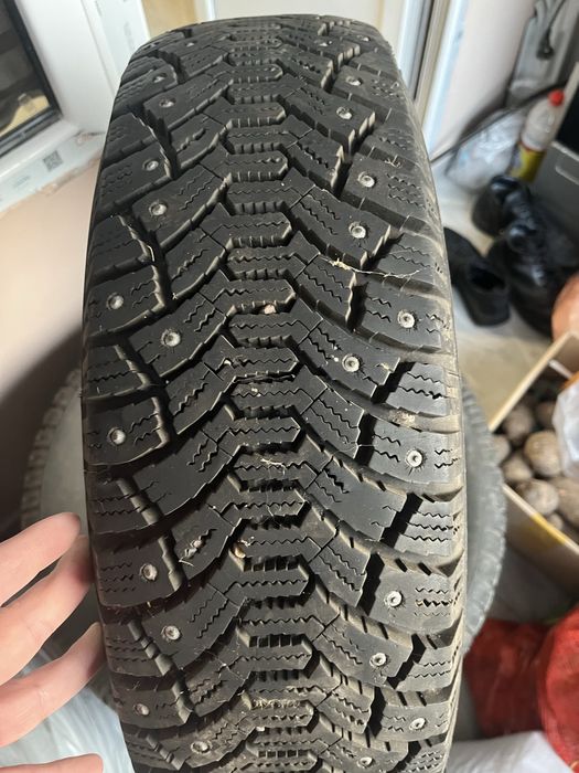 Продается зимный шины