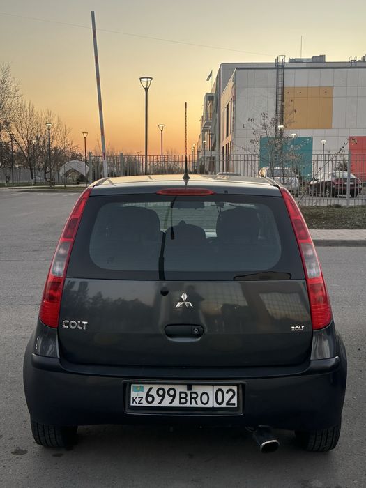 Mitsubishi Colt, 1.3, 2005года