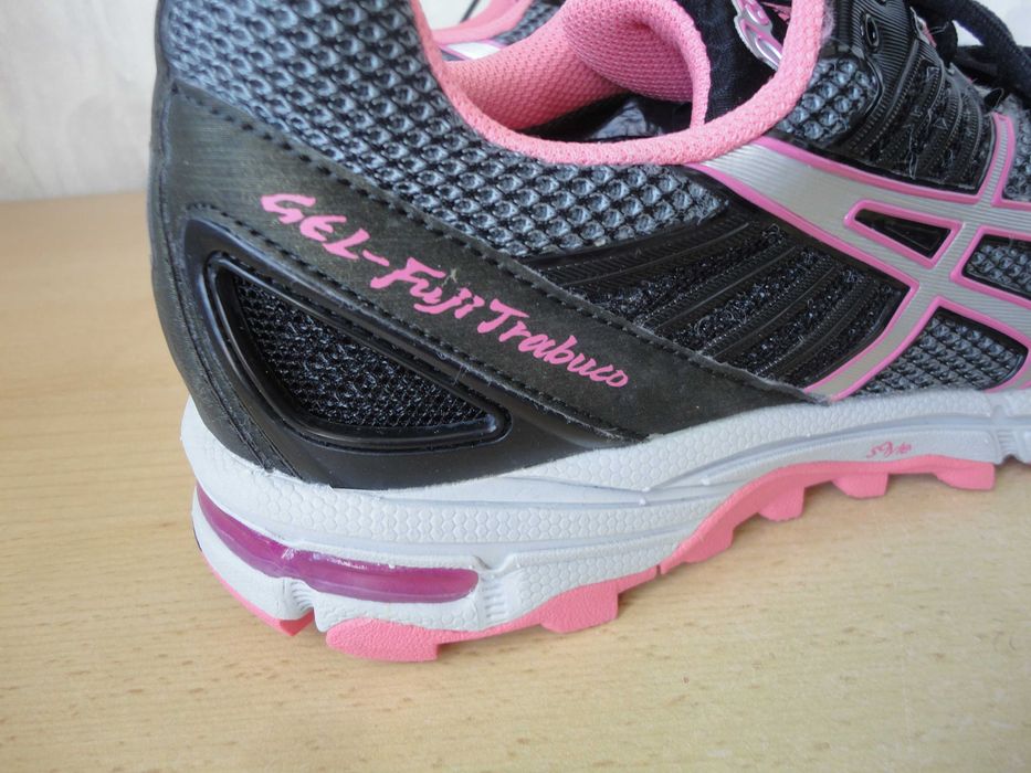 N40 Asics Gel Fuji Trabuco GTX /нови дамски маратонки за туризъм