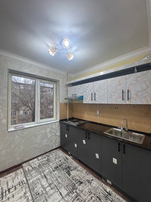 Продаётся люкс 2х комнатная квартира на 3-этаже Адрес в районе Вокзал!