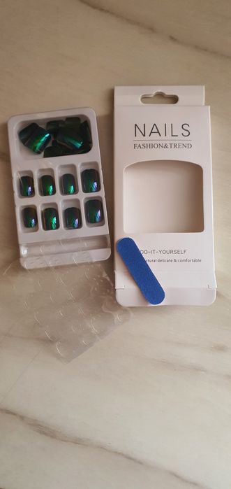 Накладные ногти новые