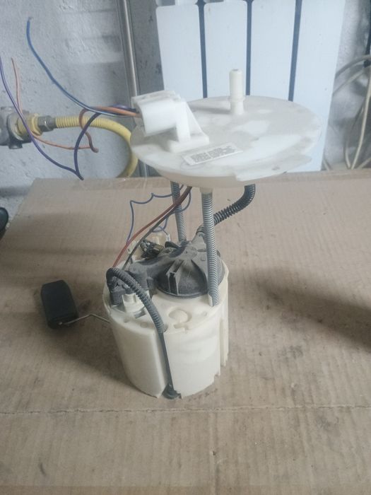 Бенза насос на Chevrolet Onix