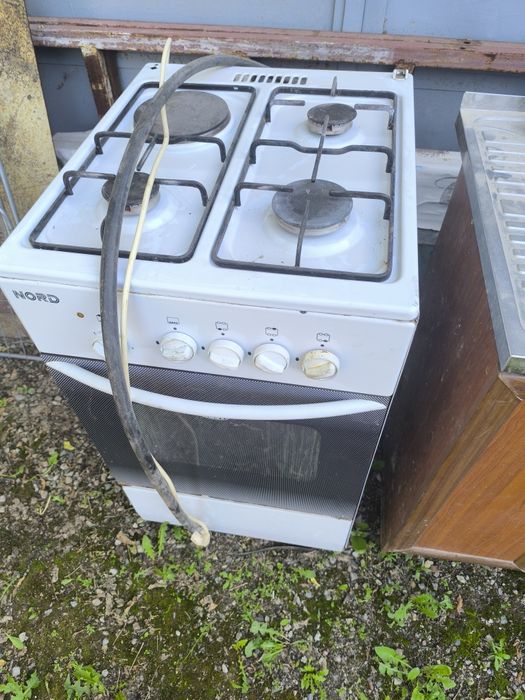Продам газплиту б/у