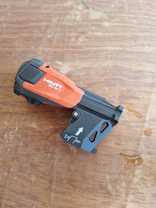 Hilti de vanzare