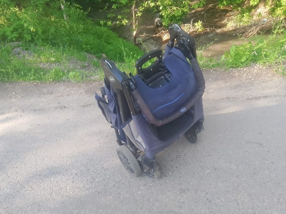 Коляска Chicco в хорошем состоянии