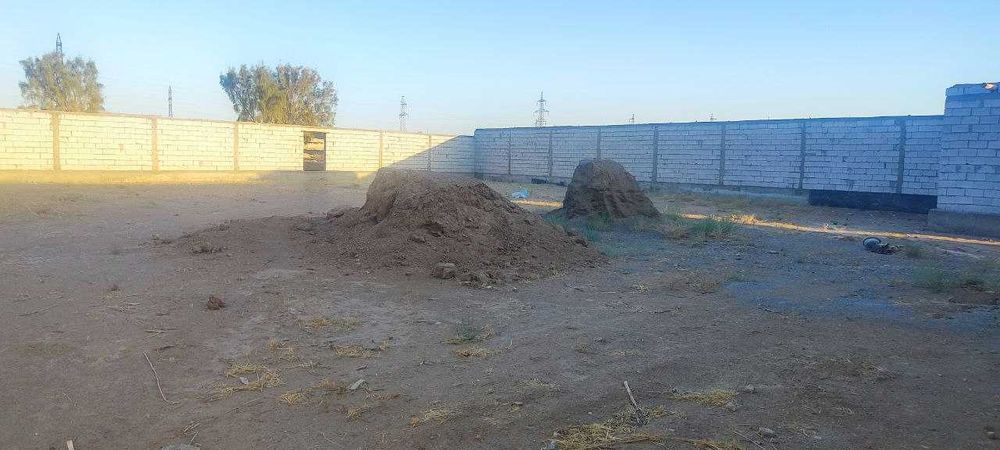 Участка сотилади