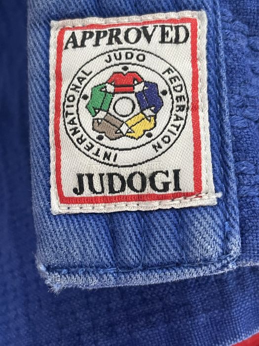 Кимоно mizuno люкс качества плотная