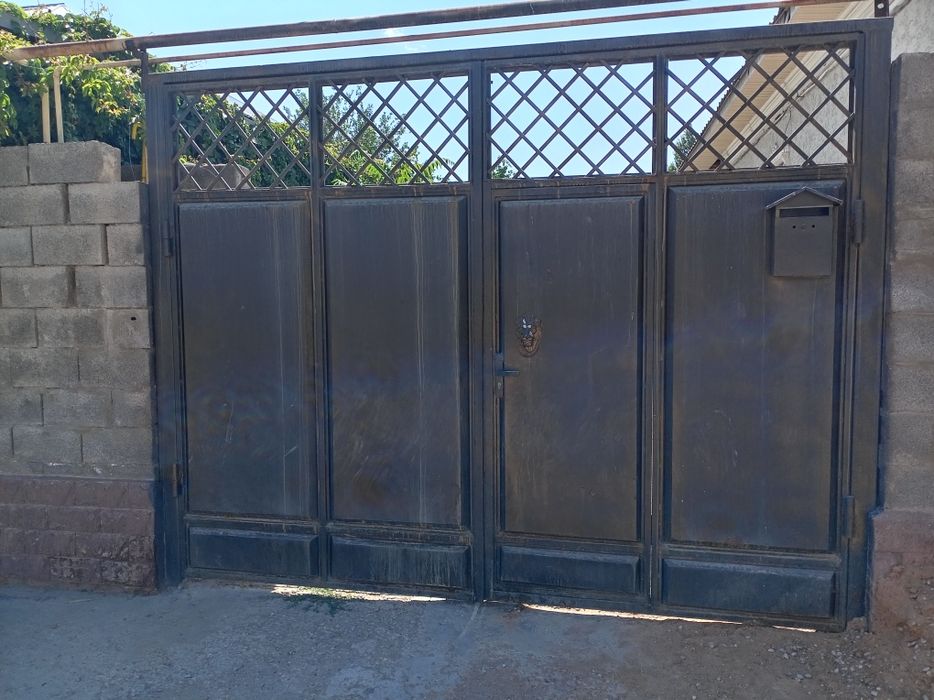 Продам ворота.      .