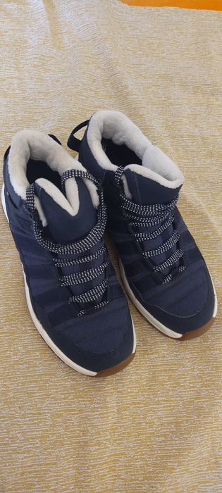 Дамски непромокаеми туристически обувки Куечуа/Quechua