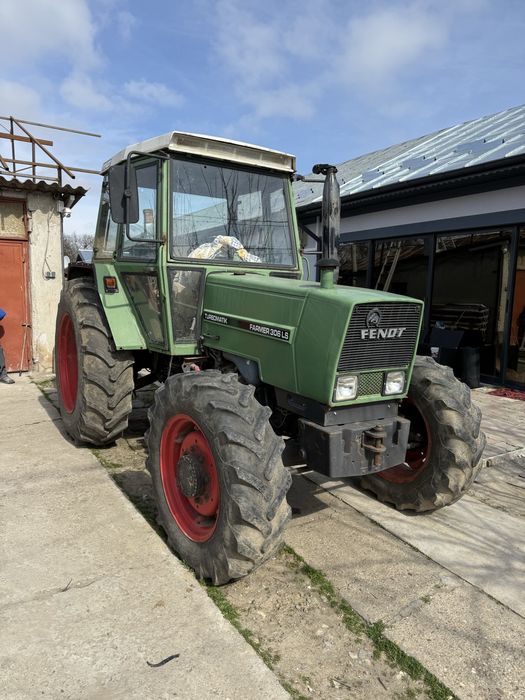 Fendt 306 4x4 - incarcator frontal