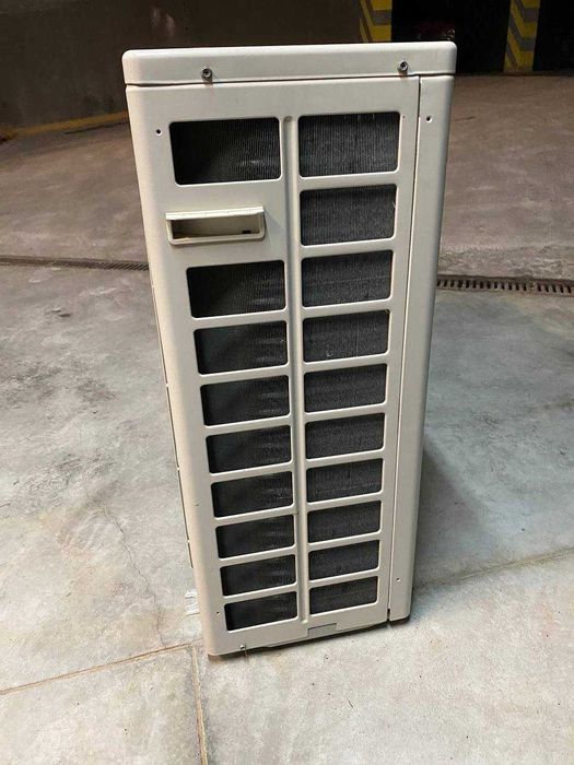 Детайли air conditioner daikin 3MXS52E3V1B