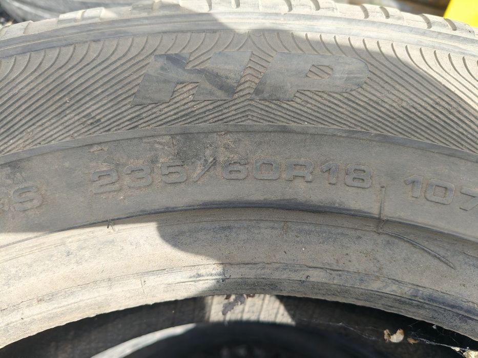 Шины летние 235/60/18