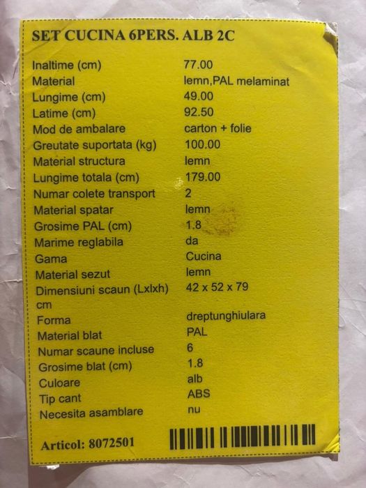 Masă extensibila cu scaune , nouă