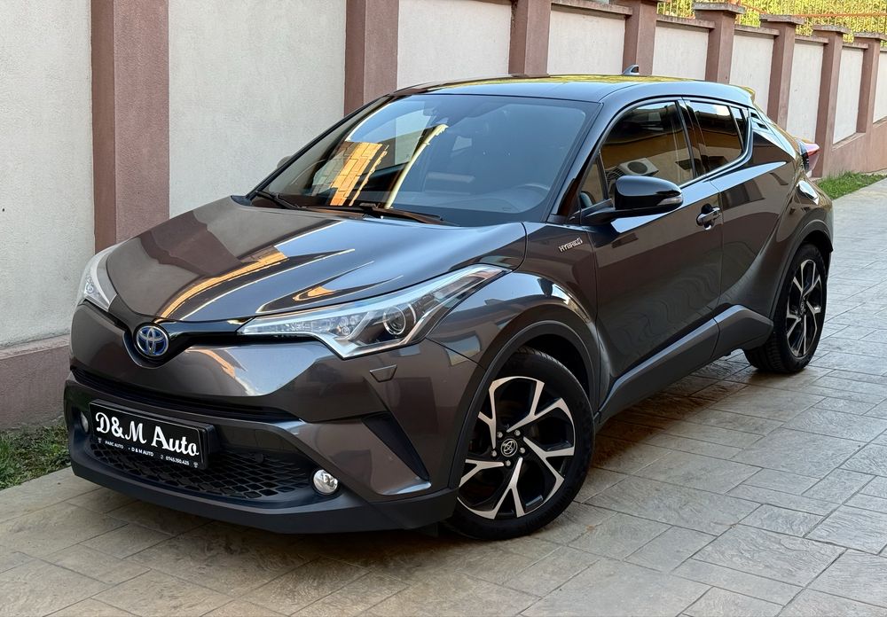 Toyota C-HR HYBRID -1.8 Benzină 122 Cp AUTOMAT cu Roti de Iarna