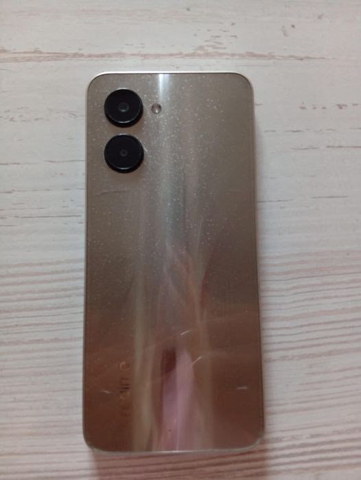 Android realme c33