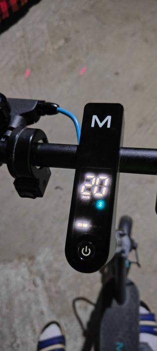 Vând trotineta Motus folosita puțin timp . Vreau ceva mai puternic