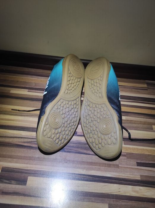 Ghete fotbal fila ,mărimea 41,5/42[27 cm]