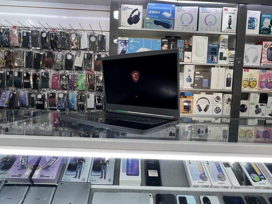 Продается MSI Thin 15 каробка документ, в хорошем состоянии с гарантей
