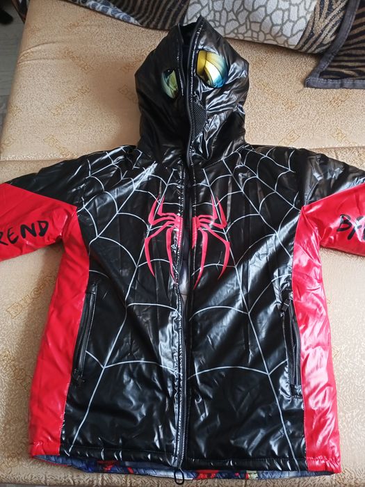 Продам куртку для мальчика осень -весна.