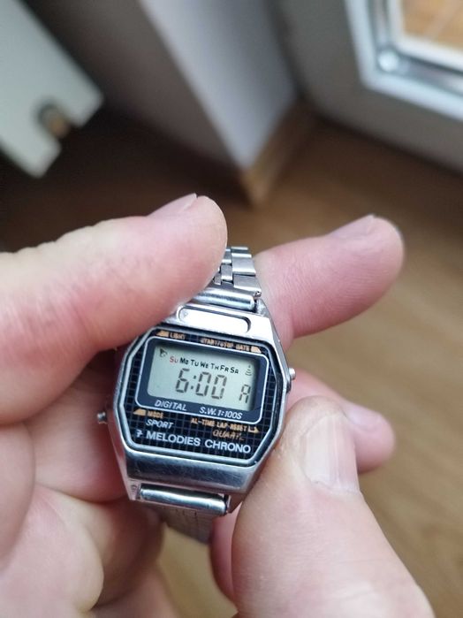 Ceas cu 7 melodii, pentru dama, Functional