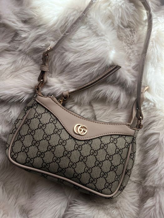 Намалена цена!!! Gucci чанта за всеки повод