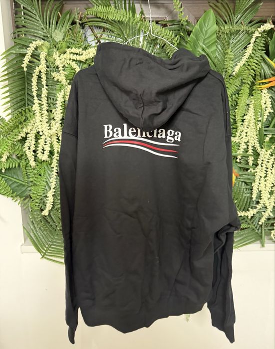 Hanorac Balenciaga Campaign